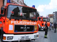 Dateiname=feuerwehr-memmingen-aktionstag-23.jpg
Dateigröße=79KB
Abmessungen: 640x479
hinzugefügt am: 26. Juni 2010 feuerwehr-memmingen-aktionstag-23.jpg