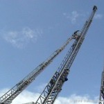 feuerwehr-freising-dlks1 Drehleitern komplett ausgefahren