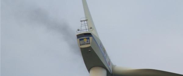 windkraftanlage-brennt Brand Windkraftanlage