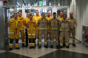 Teamfoto von @fire am Münchner Flughafen (Quelle: Irakli West)