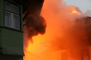 Massive Brandentwicklung (Quelle: Feuerwehr Oberstdorf)