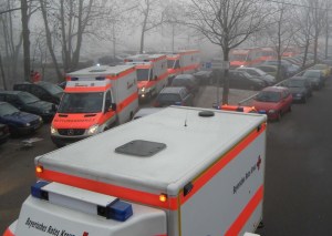 Besonders Rettungsfahrzuege müss bei der Positionierung auch ihre Abfahrtsmöglichkeiten im Auge behalten