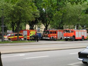 Gerade bei gefährlichen Einsätzen ist ein entfernter Bereitstellungsraum für die Sciherheit der Einsatzkräfte wichtig