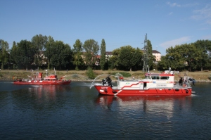 Das alte Feuerlöschboot und das neue Feuerlöschboot (Foto: Stadt Mannheim)