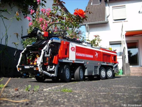 Rosenbauer Panther Modell