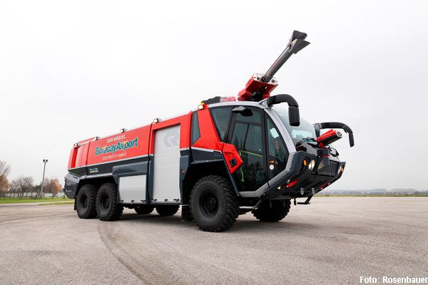 Flugfeldlöschfahrzeug Rosenbauer