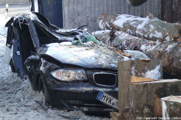 Auto verschüttet