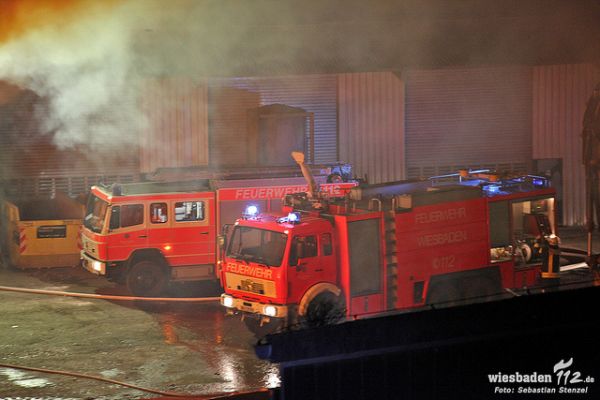 Großbrand Entsorgungsbetrieb