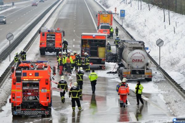 Gefahrguteinsatz Autobahn