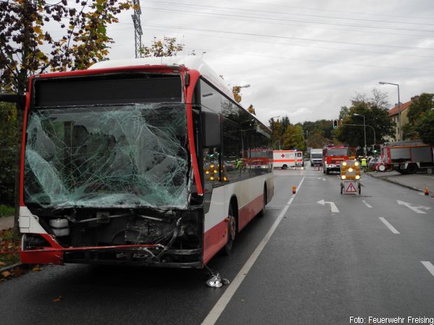 Unfall Rettungswagen Freising