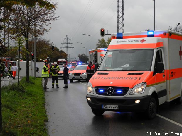 Unfall Rettungswagen Freising