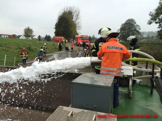 Brand Schwimmbager Holzminden