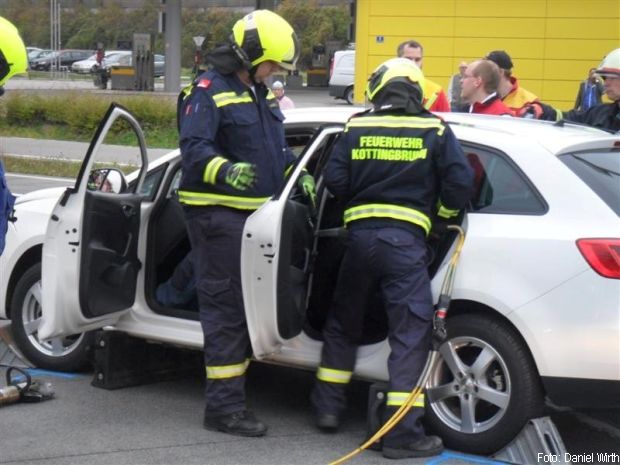 Große Seitenöffnung Verkehrsunfall