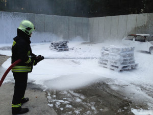 schaumuebung-feuerwehr