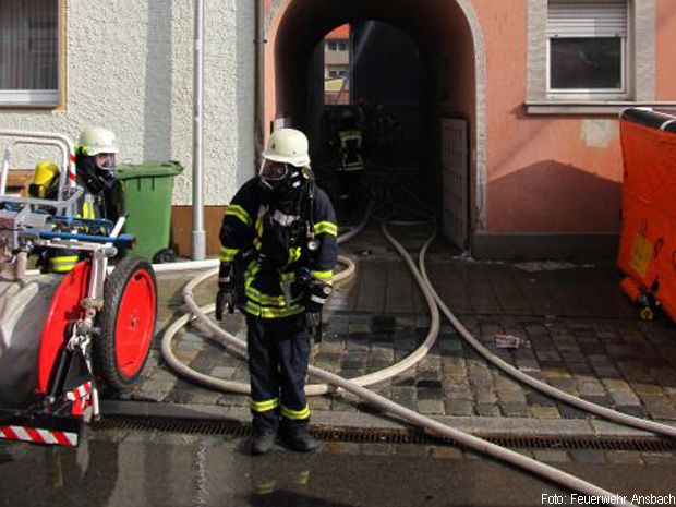 Sprungretter Wohnungsbrand Ansbach