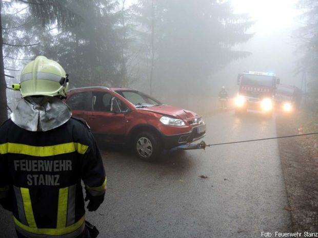 Unfallfahrzeug Hebekissen Mehrzweckzug