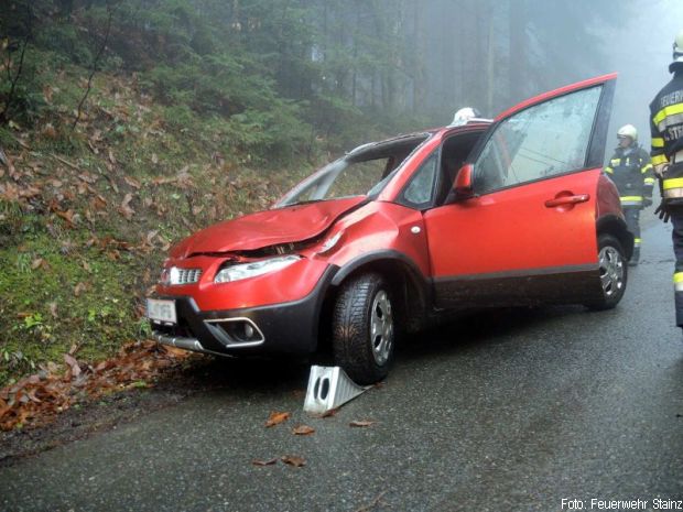 Unfallfahrzeug Hebekissen Mehrzweckzug