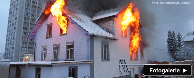 Vollbrand Gebäude Feuerwehr