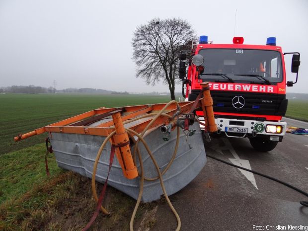 Lkw Dach entfernen Feuerwher