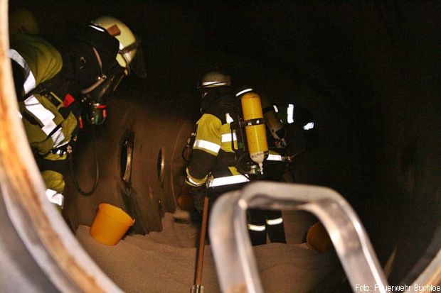 Kunstdünger Feuerwehr Lkw