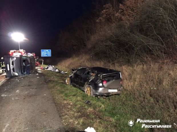 Verkehrsunfall Transporter Rettung