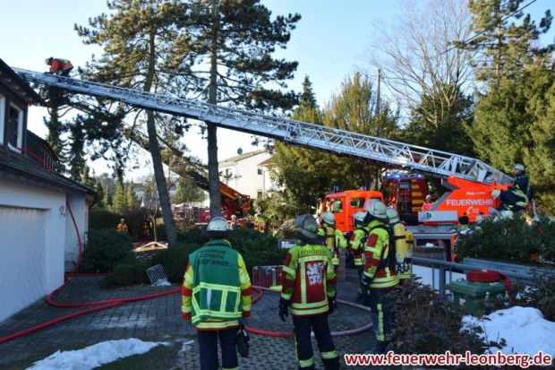 Brand Weihnachtsbaum Christbaum