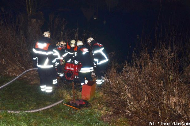 Funkenflug Reetdach Großbrand