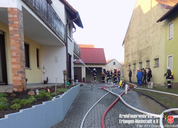 Scheunenbrand Übergriff Wohnhaus