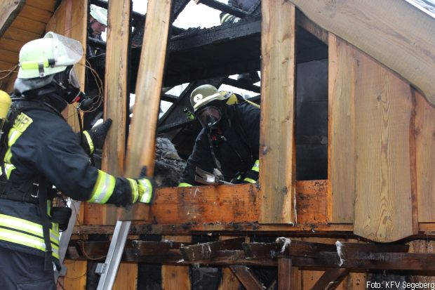 Brand Holzhaus Übergriff