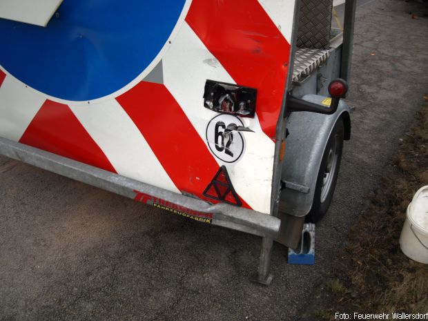 Unfall Absperrung Feuerwehr