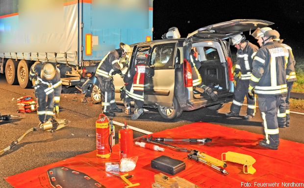 Unterfahrunfall Lkw Pkw