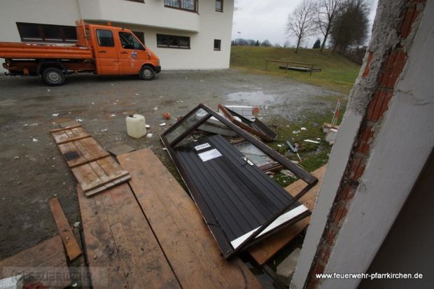 Explosion Propangasflasche Feuerwehr