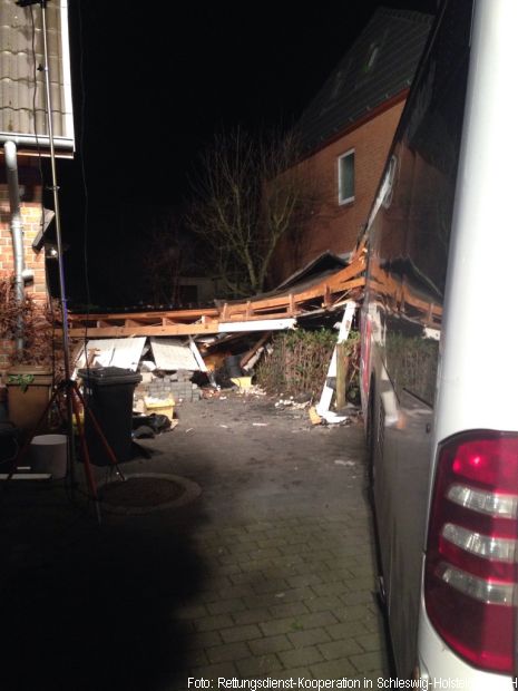 Bus Unfall Haus