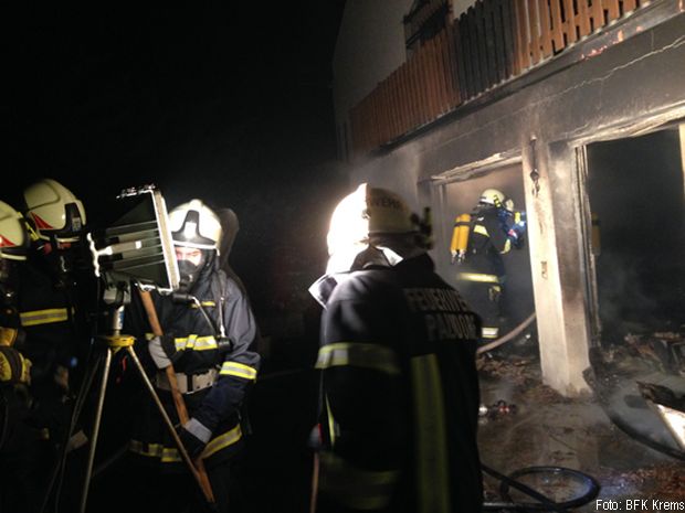 Garagenbrand Krems Feuer