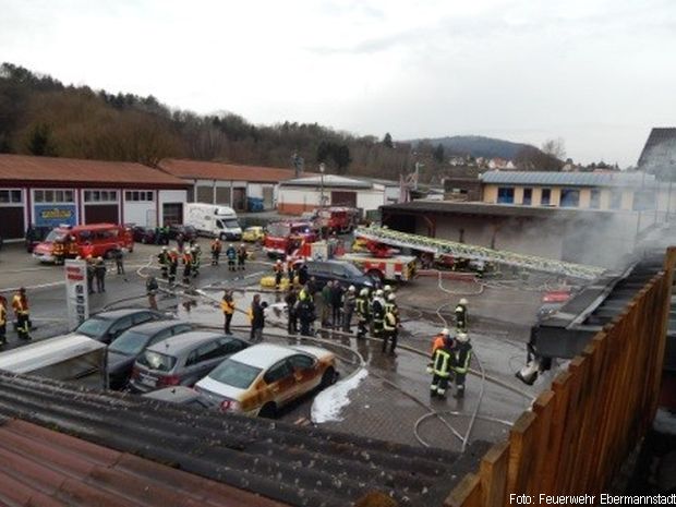 Großbrand Auto Werkstatt