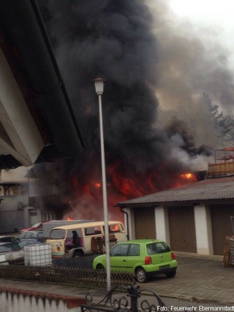 Großbrand Auto Werkstatt