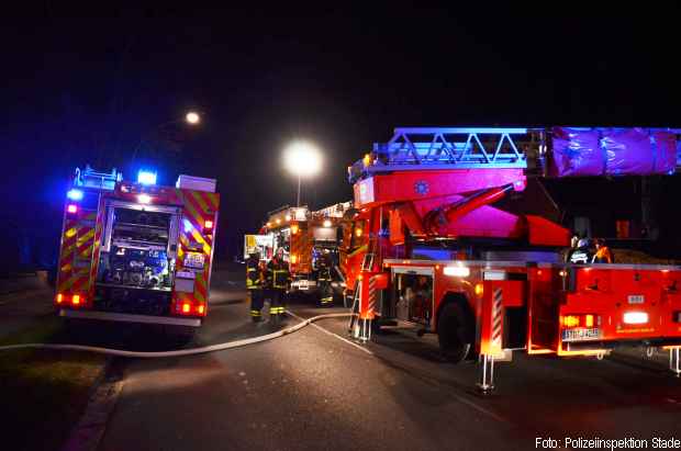 Reetdach Feuer Brand