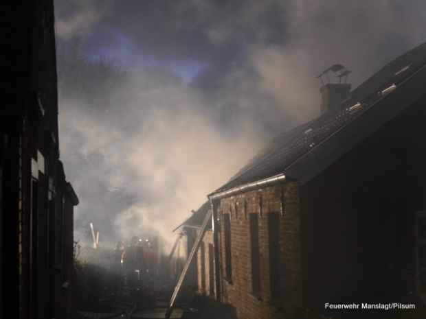 Durchzündung Großbrand Feuerwehr