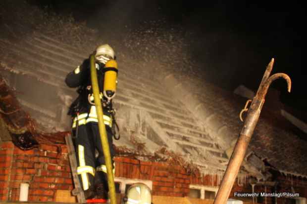 Durchzündung Großbrand Feuerwehr