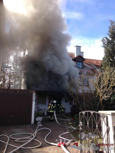 Rauchfarbe Innenangriff Brand