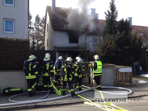 Rauchfarbe Innenangriff Brand