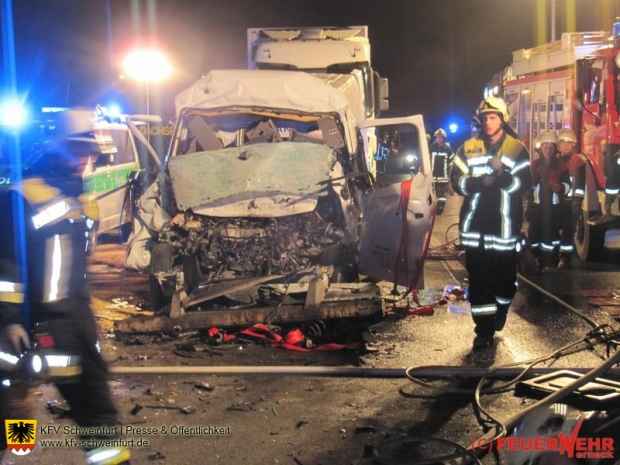 Stauende Unfall Transporter