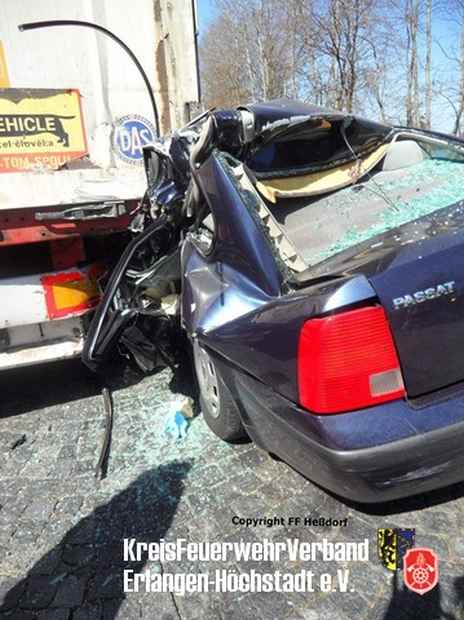Unterfahrunfall Autobahn LKW