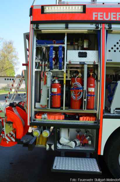 Hilfeleistungslöschfahrzeug Feuerwehr Stuttgart