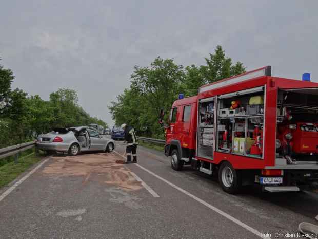 Unfall Auto Feuerwehr